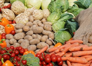 Çmimet e ushqimeve nuk ndalen, rritje deri 26% për Qershorin