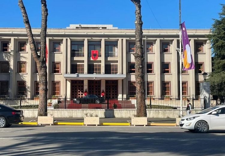 Shkarkimi i Çuçit dhe emërimi i Ballës, kërkesa e Ramës mbërrin në Presidencë