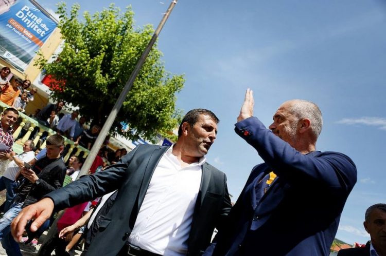 Lihet në burg ish-kryebashkiaku i Fushë Arrëzit, Fran Tuci