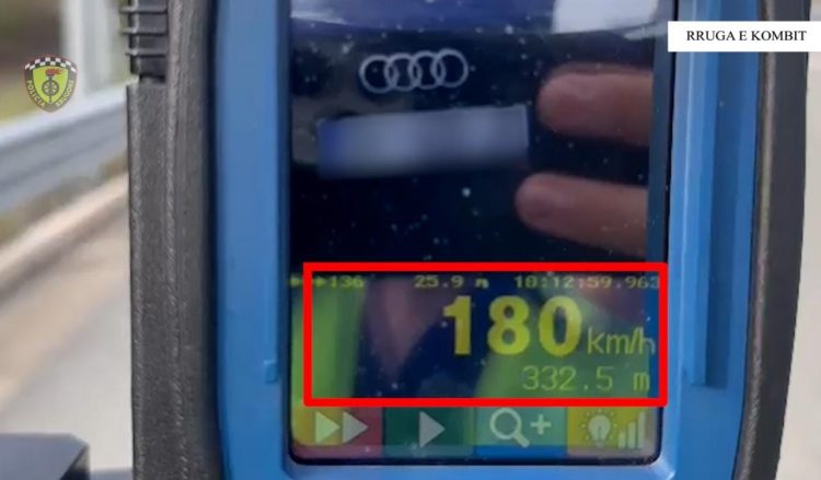 Policia apel shoferëve: Respektoni shpejtësinë, pasi ajo vret jetë