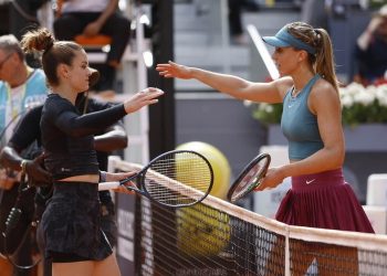 Moti i keq anulon ndeshjen e tenisit, ja kur pritet që të riluhet