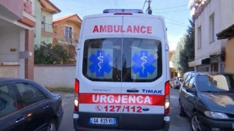Rrezikoi të binte nga kati i pestë, shpëton mrekullisht 5-vjeçari