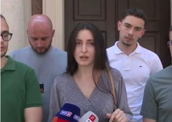 Studentët e mjekësisë nuk lejohen në Komision, lajmërojnë protestë
