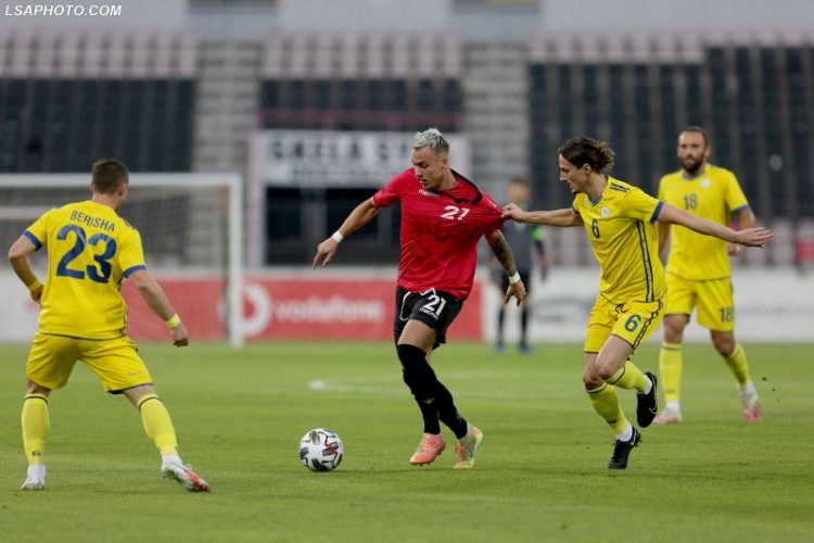 Ofertë joshëse për sulmuesin kuqezi, 1 milion dollarë nga Ukraina