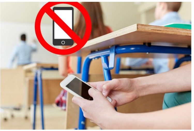 ‘Shpërqendrojnë fëmijët’, ky shtet ndalon telefonat në klasa
