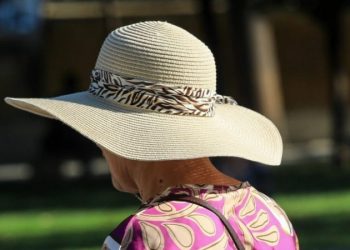 Nxehtësia, ‘koronavirusi i ri’ për të moshuarit sipas NYT