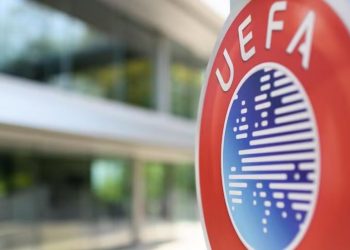 Dy klube me të njëjtin pronar, UEFA vendos për fatin e Milanit e Aston Villës