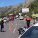 Makina përplas motorin në aksin Librazhd-Elbasan, lëndohen 2 persona