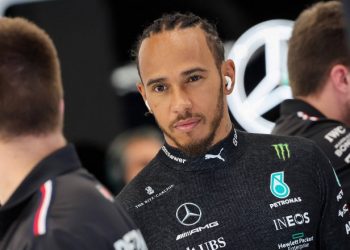 “Dua makinën e Perez”, Hamilton: Ia tregoj vendin Verstappen