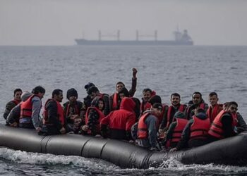 Daily Mail: Kontrabandistët shqiptarë reklamojnë ‘biznesin’