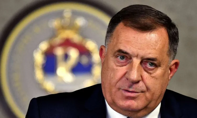 Ambasada ruse: Shpalljet “non gratta” meritojnë vetëm përbuzje