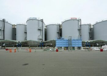 Japonia do të derdhë në oqean ujin e pastruar nga centrali bërthamor