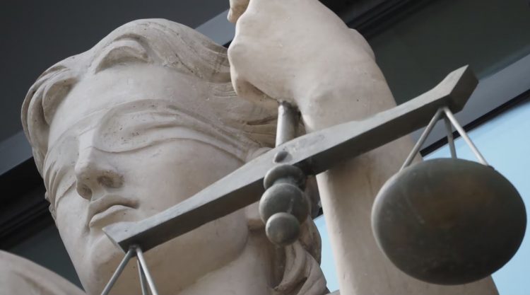 Kosova dëbon dy serbë për “pjesëmarrje në protesta të dhunshme”