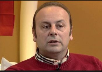 Qeveria shqiptare kujtohet “pas pilafit” për Genc Fugën