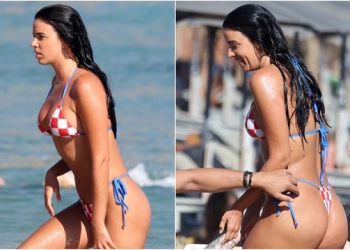 Ivana Knoll shijon plazhin duke mahnitur me format e saj