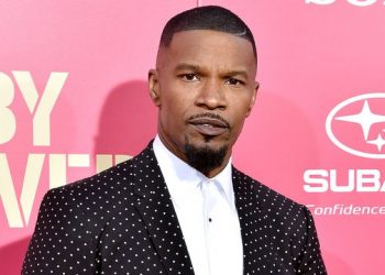 Rrezikoi jetën, Foxx falenderon njeriun e tij të zemrës pas shërimit