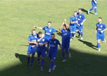 Pogradeci binjakëzohet me dy klubet e njohura ballkanike