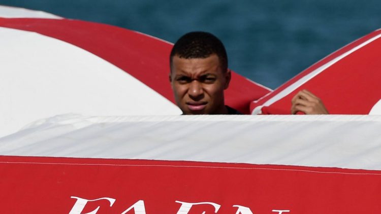 Real Madrid gati me “planin B” në rast se nuk vjen Mbappe