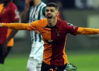 Rashica pranë firmës me Galatsaray, Norwich ul pretendimet