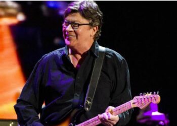 Ndërron jetë frontmeni i “The Band”, Robbie Robertson
