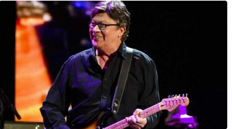 Ndërron jetë frontmeni i “The Band”, Robbie Robertson