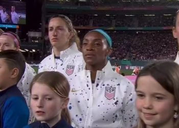 Nuk këndojnë himnin, ja motivet e protestës të amerikaneve