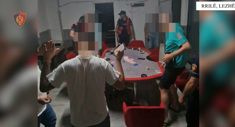 “Poker” në lokal, në pranga dy shtetas