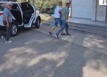 Vjedhja nën kërcënimin e armës, kapet pas 11 vitesh 46-vjeçari