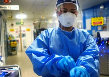 Alarm në Britani, vjeshta pritet të sjellë rikthimin e Covid-19