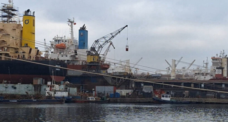 Shpërthim në një kantier detar, vdes një punëtor