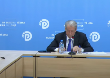 A do të krijoni një parti të re? Ja ç’thotë Berisha