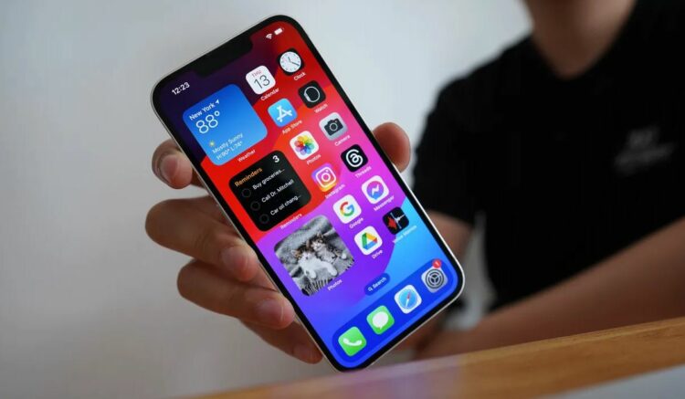 iOS17 ndryshon “radikalisht” mbylljen e telefonatave