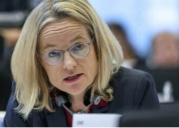 Von Cramon kritikon Kurtin: Kosova po humbet…