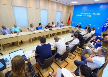 Berisha: Rama nuk duhet ta gjejë fundin nga prokurorët, por nga …