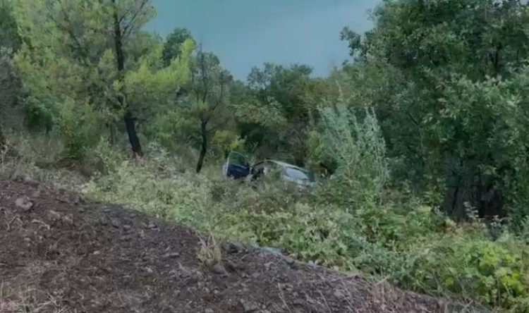 Aksident në Shkopet, mjeti përfundon në liqen, dy të plagosur