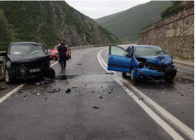 Aksident i rëndë në aksin Korçë-Pogradec