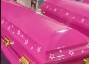 Barbie on top, shërbimet funerale ofrojnë arkivolë rozë