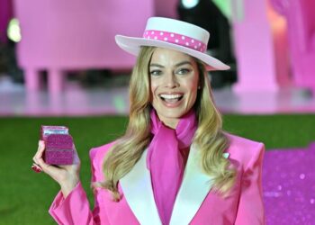 Skenat “+18” shpallin “non-grata” Barbie dhe në shtetin afrikan