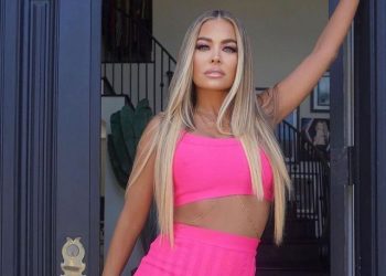 Modelja e famshme shfaqet në gjendje të rënduar emocionale