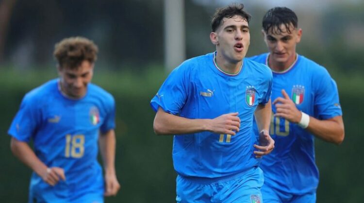 Hasa, talenti që po mahnit Italinë. FSHF: Derën e ke të hapur