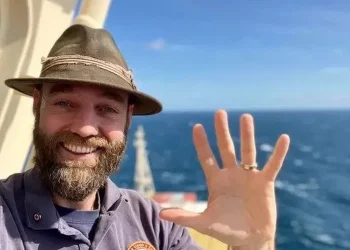 Rreth botës për 10 vjet, Pedersen: S’është aq keq sa duket në lajme