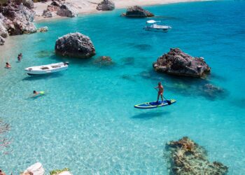 Detaje nga plagosja e adoleshentëve në Himarë