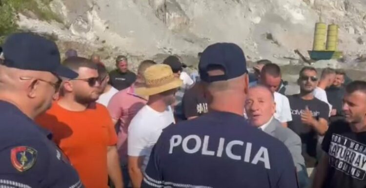 ‘Ju paketoj’, shoqërohet pronari i gurores në Tropojë (Emri)