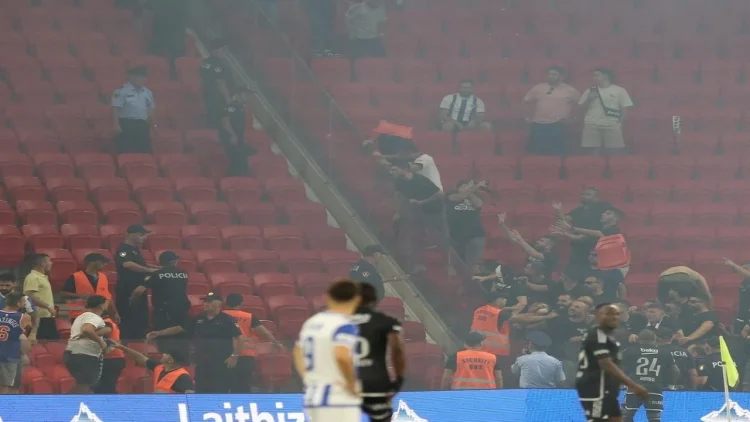 Sherri në stadium në ndeshjen Tirana-Beshiktash, procedohen 14 tifozë