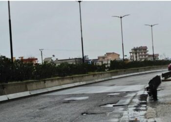 A do rregullohet ndonjëherë?! Zvarritje për rrugën Plepa-Shkozet