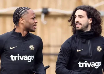 E bleu sezonin e kaluar, Chelsea nxjerr në shitje titullarin