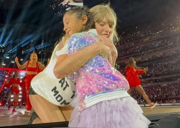 Vanessa Bryant merr pjesë në koncertin në nder të babait të saj