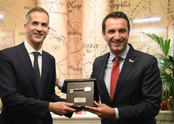 Kush është miku i Veliajt që proteston kundër Ramës?