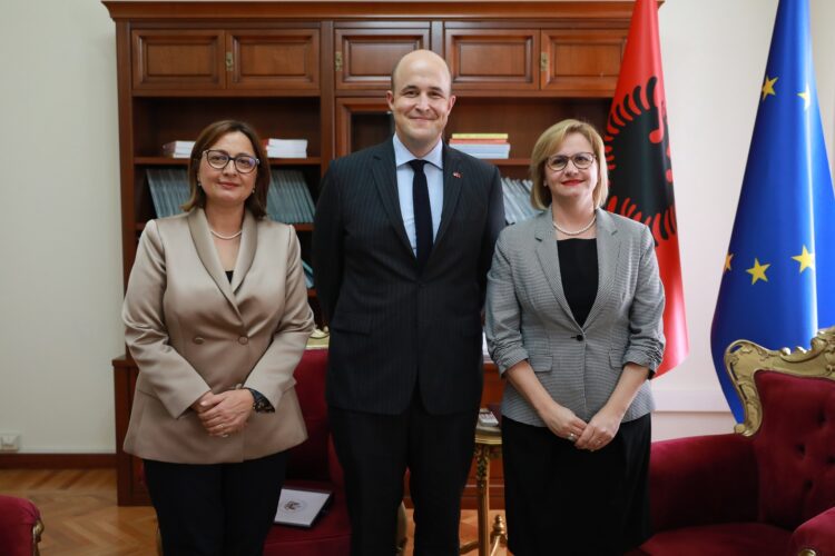 Për çfarë u dakordësua i dërguari amerikan me dy deputetet e Ligjeve