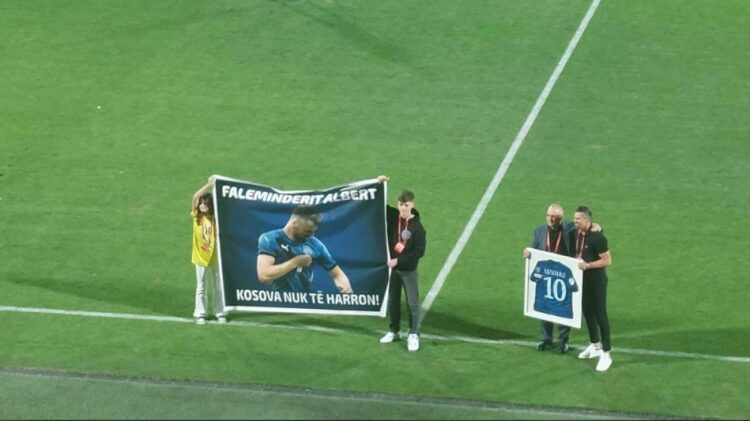 Legjenda e Kombëtares nderohet në prag të Kosovë-Zvicër